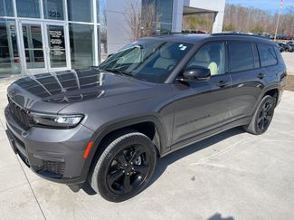 Used 2024 Jeep Grand Cherokee L Limited w/ Luxury Tech Group II video 1