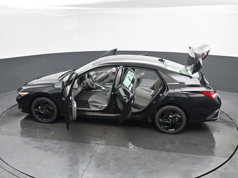 New 2026 Hyundai Elantra SEL Sport Premium FWD image 55