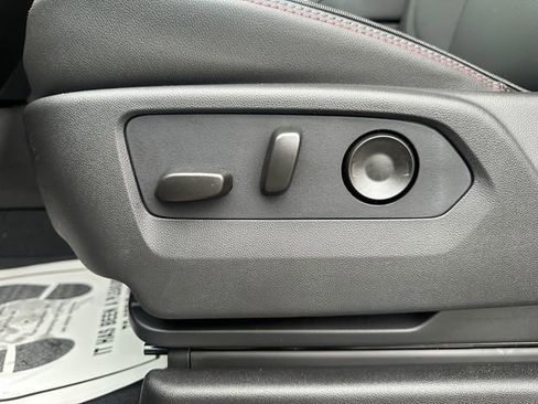 New 2026 Chevrolet Suburban RST w/ Advanced Technology Package image 15