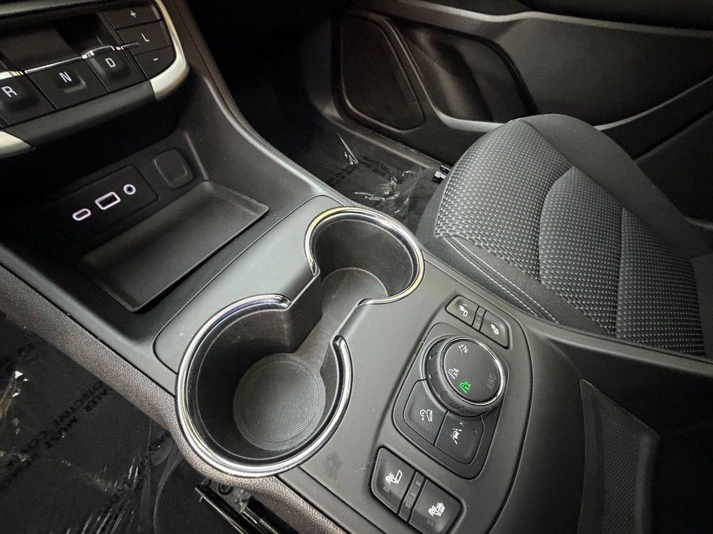 Used 2024 GMC Terrain SLE w/ Driver Convenience Package AWD/4WD image 40