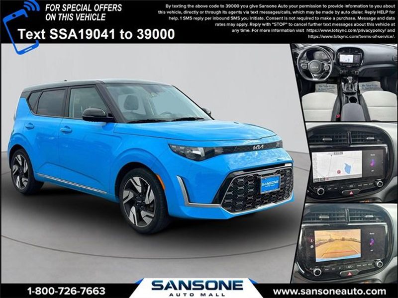 Certified 2023 Kia Soul GT-Line image 1