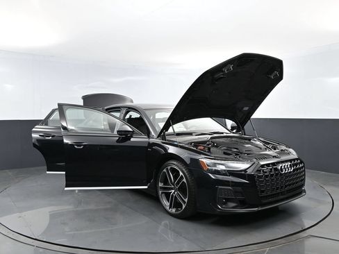 New 2026 Audi A8 L 3.0T AWD/4WD image 32