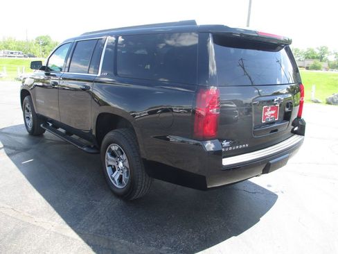 Used 2017 Chevrolet Suburban LT AWD/4WD image 9