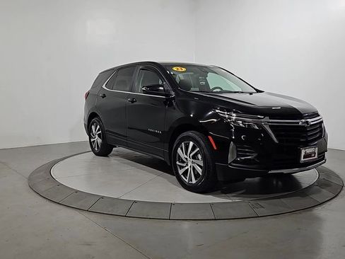 Used 2023 Chevrolet Equinox LT AWD/4WD image 8