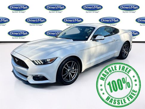 Used 2017 Ford Mustang Premium image 3