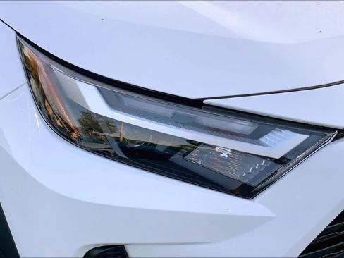 Used 2024 Toyota RAV4 XLE FWD image 26