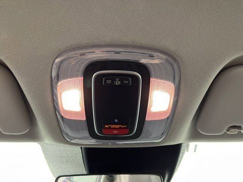 Used 2023 Hyundai Elantra SEL w/ Convenience Package image 29