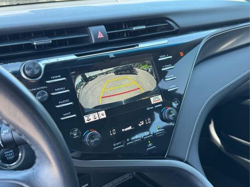 Used 2019 Toyota Camry XSE FWD image 27