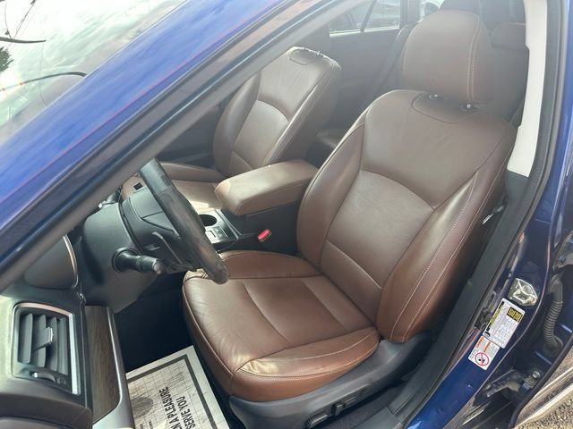 Used 2017 Subaru Outback 2.5i Touring w/ Popular Package #5A AWD/4WD image 9