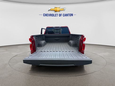 Used 2025 Chevrolet Silverado 1500 RST w/ Convenience Package II AWD/4WD image 17