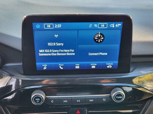 Used 2023 Ford Escape ST-Line w/ Cold Weather Package image 16