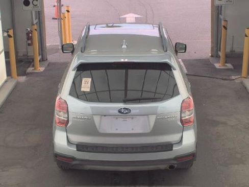 Used 2016 Subaru Forester 2.5i Limited AWD/4WD image 4