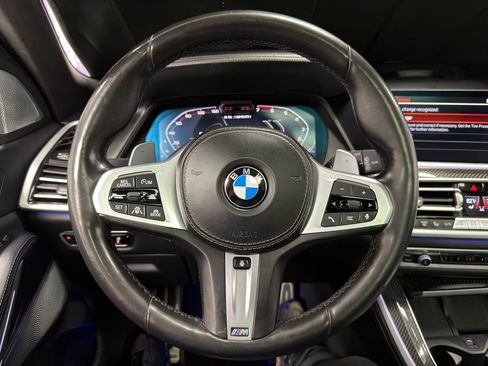 Used 2021 BMW X5 M50i w/ Executive Package image 17