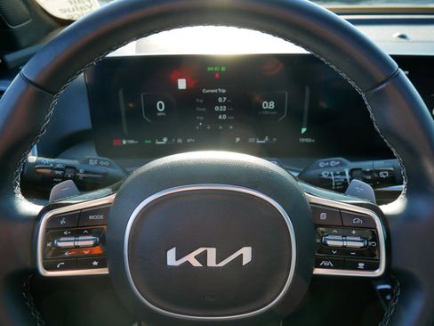 Used 2024 Kia Sorento SX Prestige image 25