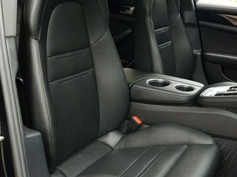 Used 2020 Porsche Panamera 4 Executive image 10