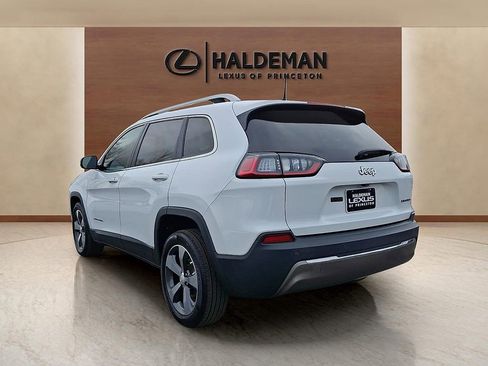 Used 2019 Jeep Cherokee Limited image 4
