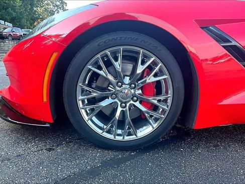 Used 2014 Chevrolet Corvette Stingray Convertible w/ 3LT Preferred Equipment Group RWD image 4