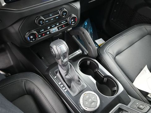 New 2026 Ford Bronco Badlands AWD/4WD image 29