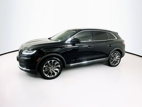 Used 2022 Lincoln Nautilus Reserve w/ Equipment Group 201A image 4