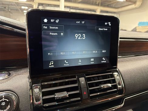 Used 2019 Lincoln Navigator L Reserve image 12