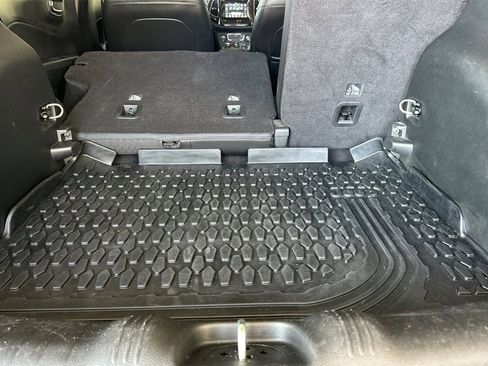 Used 2020 Jeep Compass Latitude image 12