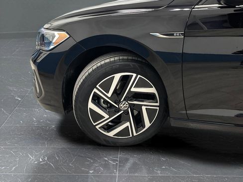 Used 2022 Volkswagen Jetta SEL image 35