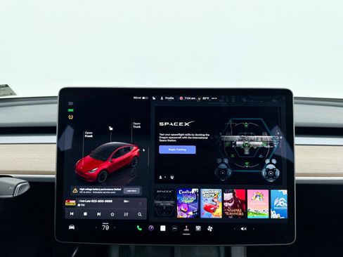 Used 2023 Tesla Model Y Long Range image 23