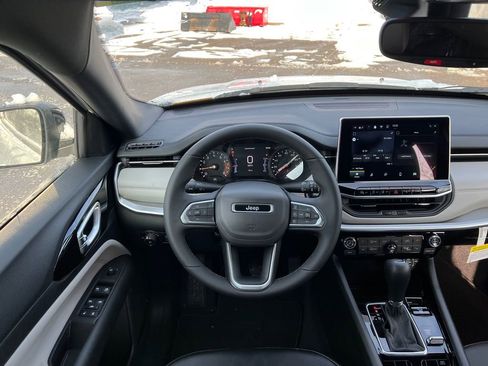 New 2026 Jeep Compass Limited image 23