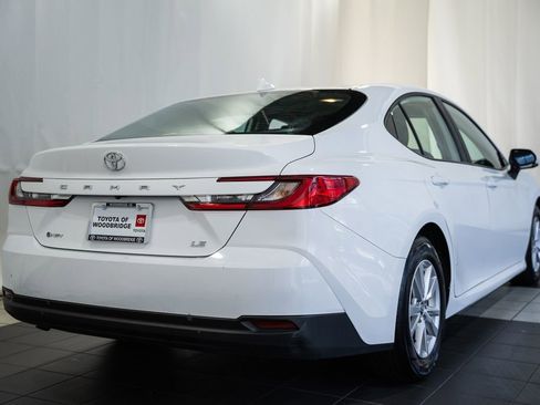 Used 2025 Toyota Camry LE image 4