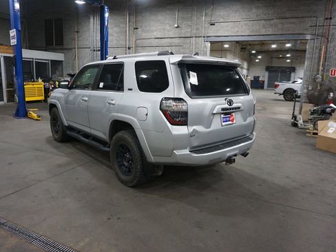 Used 2023 Toyota 4Runner SR5 Premium w/ Moonroof Package image 19