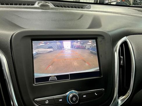Used 2022 Chevrolet Equinox LT FWD image 13
