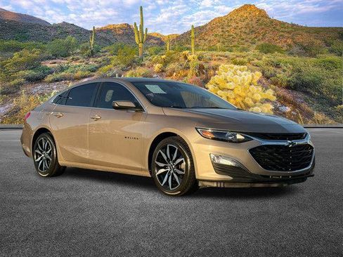 Used 2022 Chevrolet Malibu RS image 2