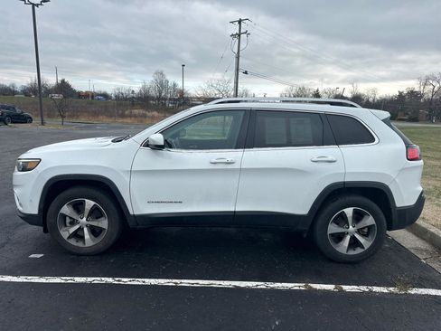 Used 2021 Jeep Cherokee Limited w/ Elite Package image 13