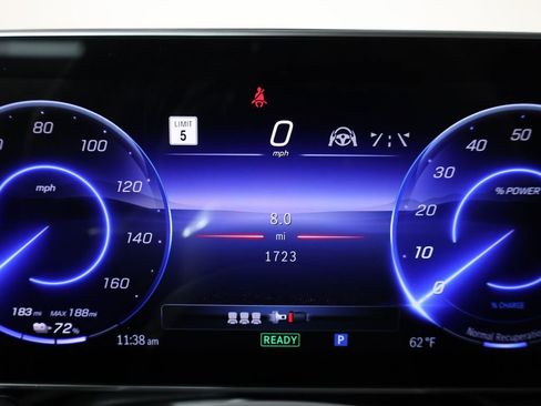 Used 2026 Mercedes-Benz EQE 320 4MATIC SUV image 21