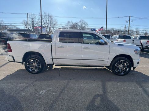 Used 2024 RAM 1500 Limited image 23