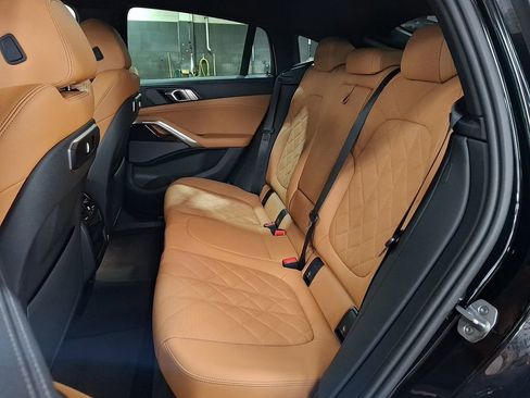 Used 2024 BMW X6 xDrive40i w/ Premium Package image 8