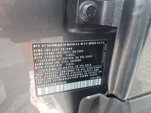 Certified 2023 Volkswagen Taos SE FWD image 23