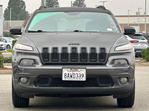 Used 2017 Jeep Cherokee High Altitude image 10