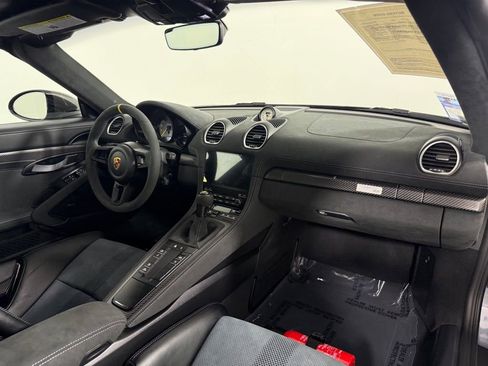 Certified 2025 Porsche 718 Boxster Spyder RS image 17