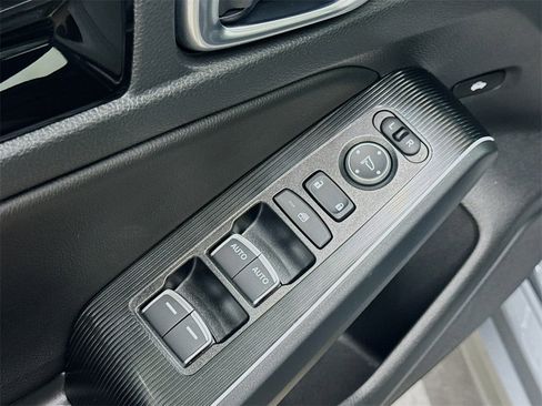 Certified 2025 Honda Civic Sport Touring image 18