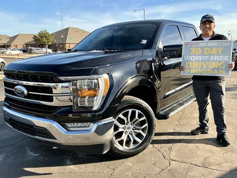 Used 2021 Ford F150 Lariat image 1