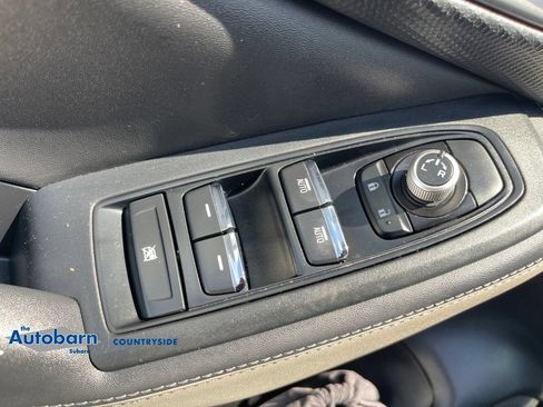 Used 2023 Subaru Forester Limited AWD/4WD image 11