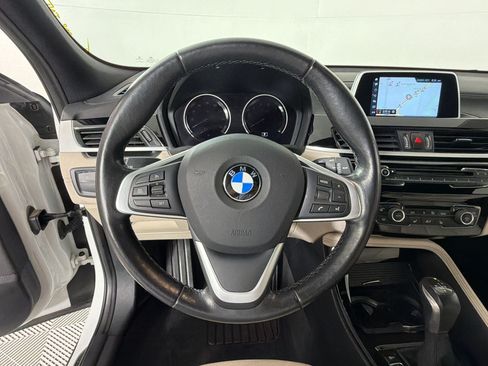 Used 2018 BMW X2 sDrive28i w/ Convenience Package FWD image 11