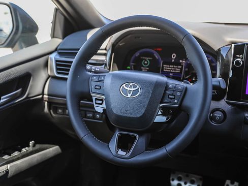 New 2026 Toyota Camry XSE FWD image 17