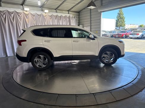 Used 2023 Hyundai Santa Fe SEL AWD/4WD image 4