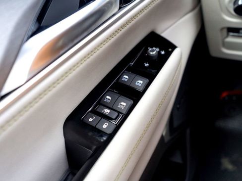 New 2026 Jeep Grand Wagoneer 2WD image 20