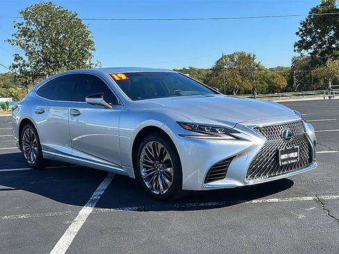 Used 2019 Lexus LS 500 image 10
