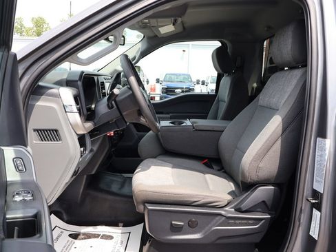 Used 2023 Ford F550 4x4 Regular Cab Super Duty w/ XLT Value Package image 16