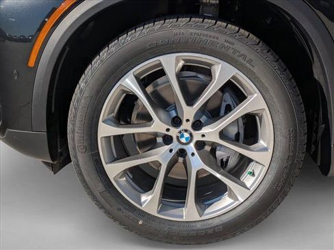 Used 2026 BMW X5 xDrive40i AWD/4WD image 10
