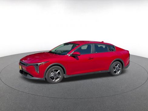Used 2025 Kia K4 FWD image 5